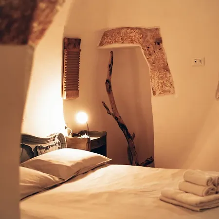 ヴィラ Trullo Evo Con Piscina Privata オストゥーニ