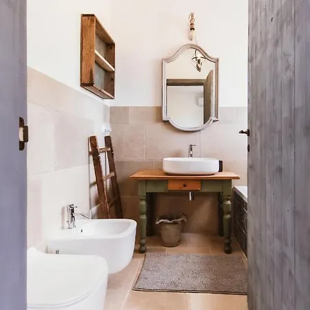 Trullo Evo Con Piscina Privata オストゥーニ